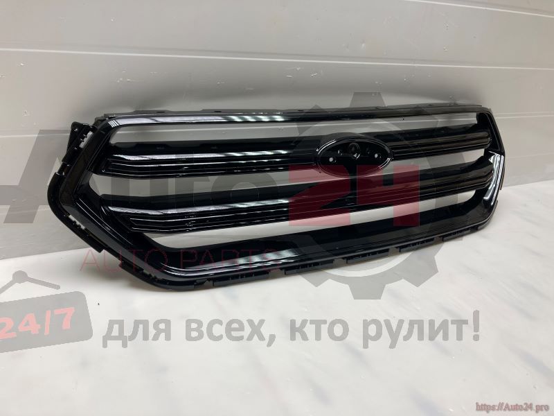 РЕШЕТКА РАДИАТОРА черный глянец FORD KUGA II 2016-  ESCAPE 2017-