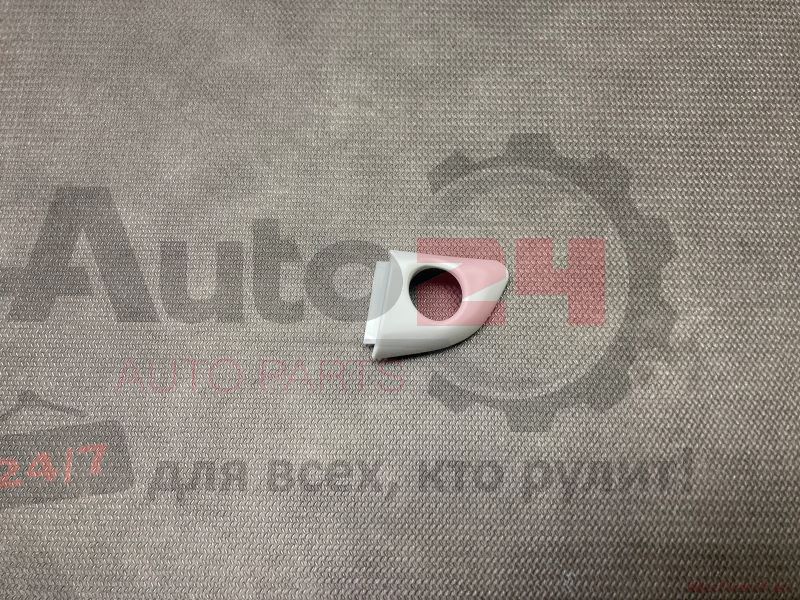УГОЛОК РУЧКИ ДВЕРИ ПЕРЕДНИЙ ЛЕВЫЙ HYUNDAI SOLARIS 2017-2024