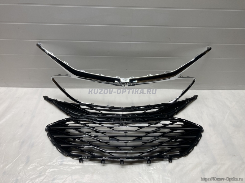РЕШЕТКА РАДИАТОРА в сборе хром 19- CHEVROLET MALIBU 2019-2024