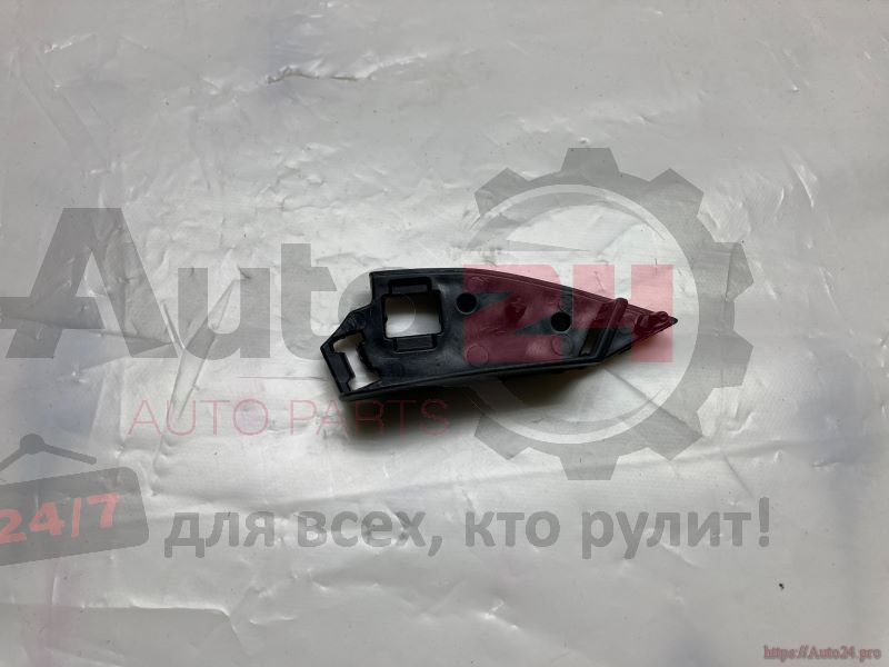 КРОНШТЕЙН БАМПЕРА ПЕРЕДНЕГО ВЕРХНИЙ ПРАВЫЙ CHEVROLET MALIBU 2016-2021