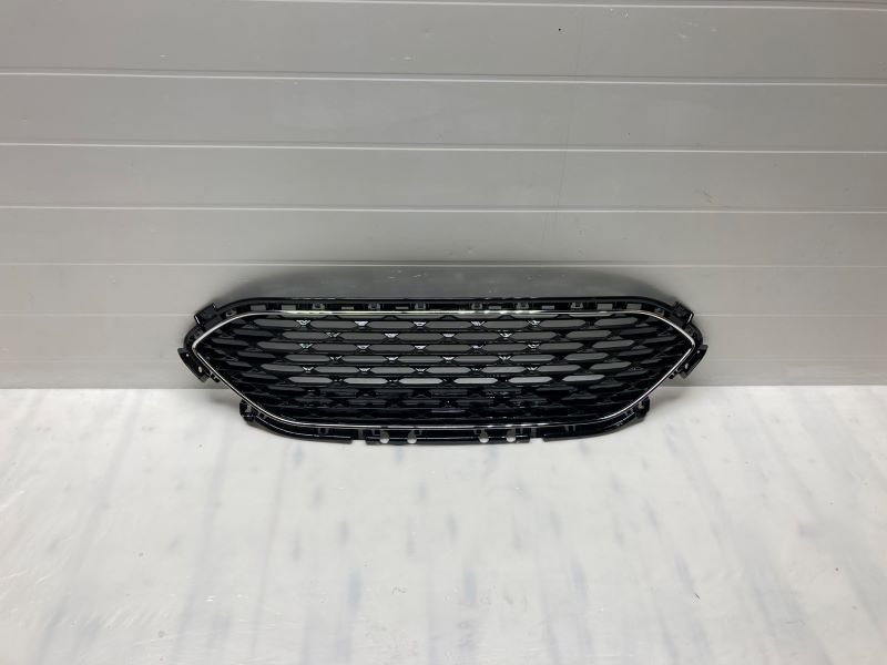 РЕШЕТКА РАДИАТОРА ЧЕРНЫЙ ГЛЯНЕЦ С ЧЕРНОЙ РАМКОЙ БЕЗ ОТВЕРСТИЯ ПОД КАМЕРУ FORD ESCAPE 2020-